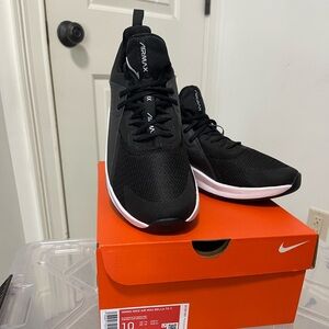 Nike Women's Air Max Bella Tr 3 —LIKE NEW IN BOX